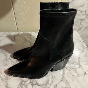 Charles By Charles David Varick Bootie Size 11